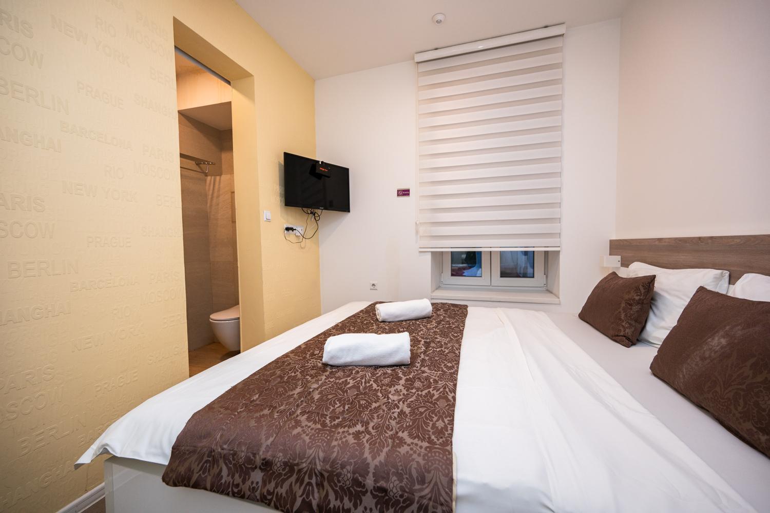 Modern And Design Apartments Near Cathedral Сараево Экстерьер фото