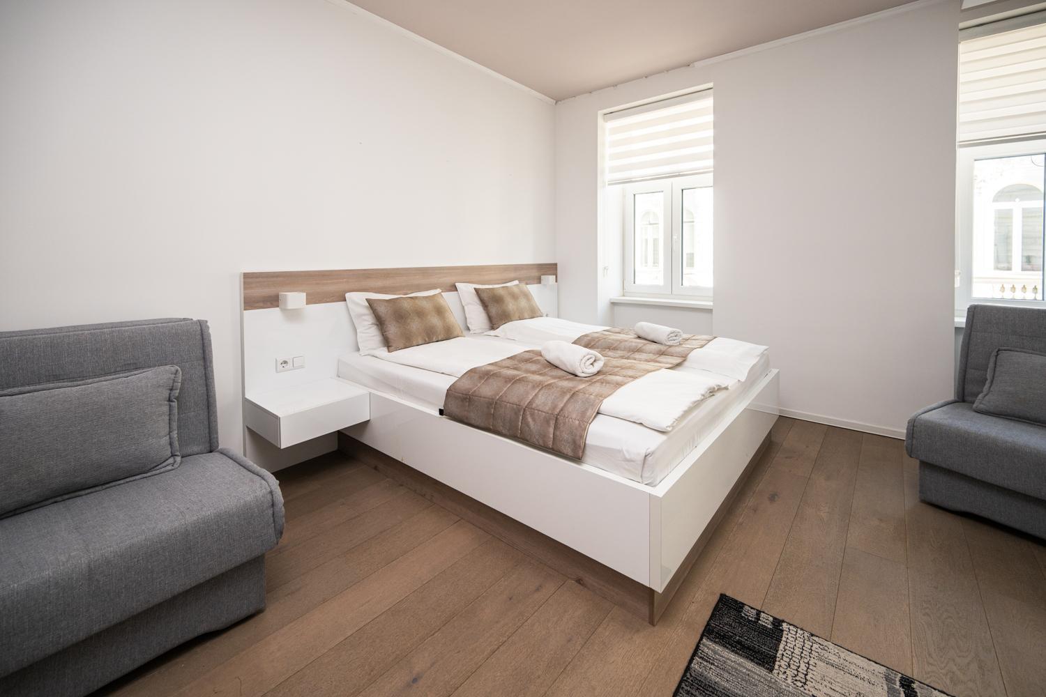 Modern And Design Apartments Near Cathedral Сараево Экстерьер фото
